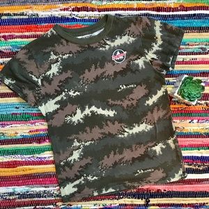 Burton ~ Camo tee